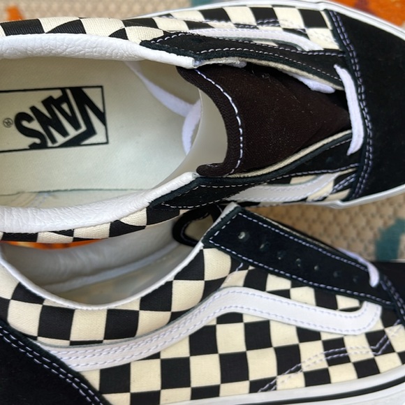 Vans WMNS Old Skool Stacked 
Checkerboard Black/Classic
VN0A7Q5MTYQ
Platforms - Picture 14 of 16
